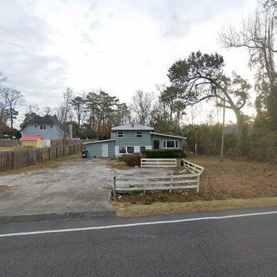 818 River Rd, Belville, NC 28451