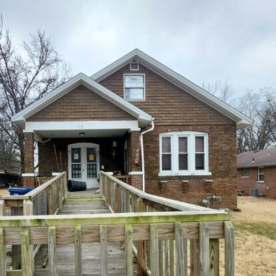 820 E Mckinley St, Belleville, IL 62220