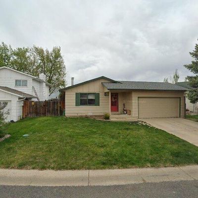 8205 Taylor Ct, Fort Collins, CO 80528