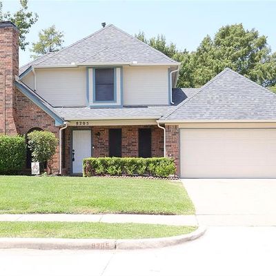 8205 Yacht Club Dr, Rowlett, TX 75089