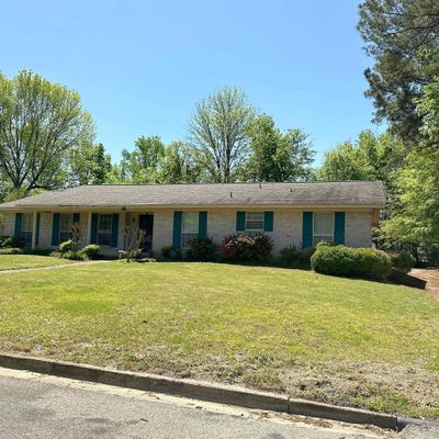 1013 Coolidge St, Tupelo, MS 38801