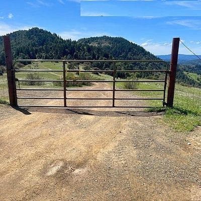 10154 Upper Matole Canyon, Garberville, CA 95542