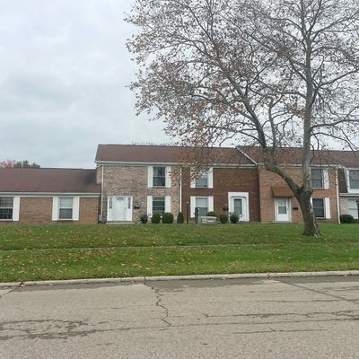 1022 Stoneybrook Trl, Fairborn, OH 45324