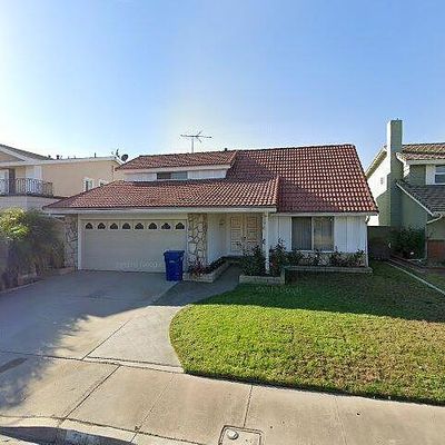 7581 Mark Cir, La Palma, CA 90623