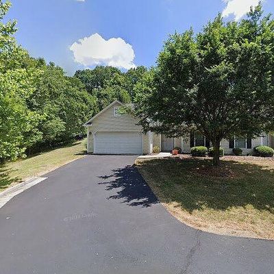 76 Fairway Oaks Dr, Hardy, VA 24101