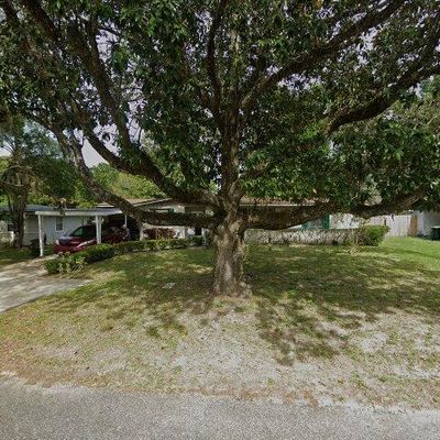 765 Leafy Ln, Jacksonville, FL 32216