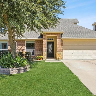 767 Peach Ln, Burleson, TX 76028