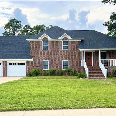 7704 Gaelic Dr, Fayetteville, NC 28306