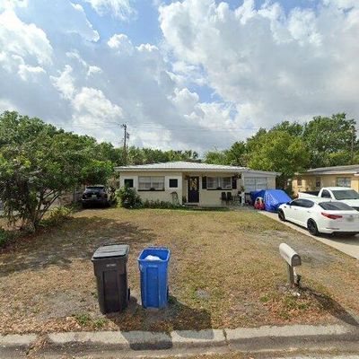 7708 Brookside Ln, Tampa, FL 33615