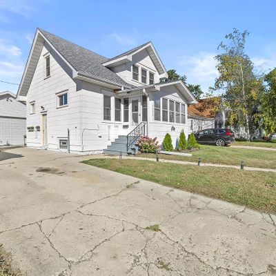 7722 16th Avenue Avenue, Kenosha, WI 53143