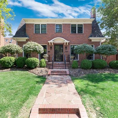 780 Columbine St, Denver, CO 80206