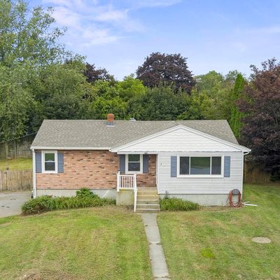 8 Hillcrest Ave, Ledyard, CT 06339