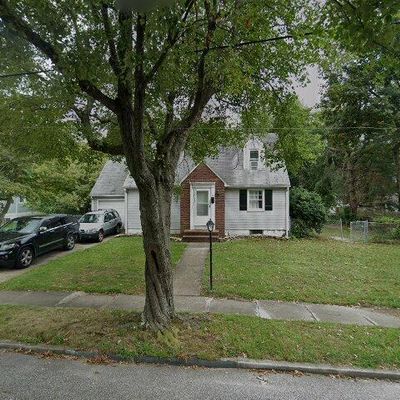 8 Oxford Ave, Stratford, NJ 08084