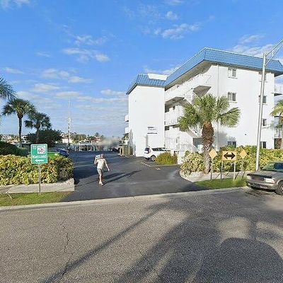 800 Bayway Blvd #12, Clearwater Beach, FL 33767