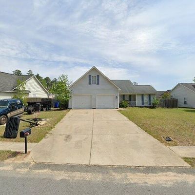 805 Broadmore Dr, Fayetteville, NC 28314