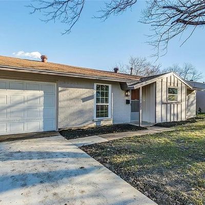 805 Sw Southridge Dr, Burleson, TX 76028