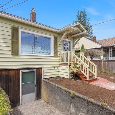 8053 27 Th Ave Nw, Seattle, WA 98117