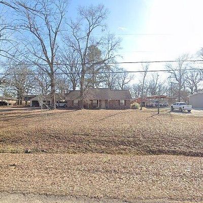 1163 S Runnels St, De Kalb, TX 75559