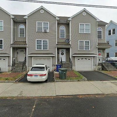 12 Gurdon St, Bridgeport, CT 06606