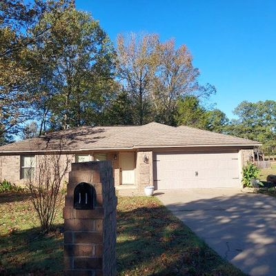 11 Martin Ave, Greenbrier, AR 72058