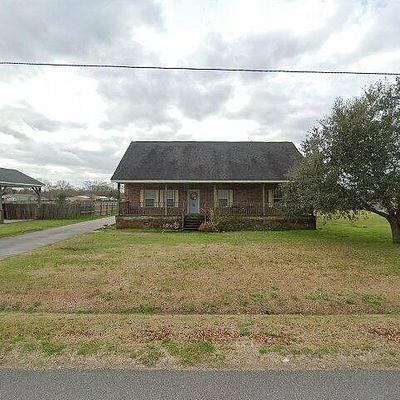 1296 Mcveigh Rd, Arnaudville, LA 70512