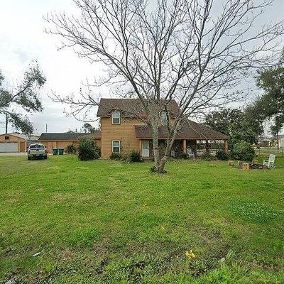 130 Zachary St, Larose, LA 70373