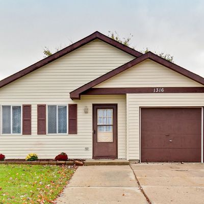 1316 Chattanooga Trl, Carol Stream, IL 60188