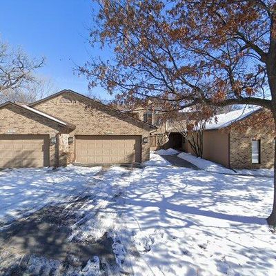 13266 Huntington Dr, Saint Paul, MN 55124