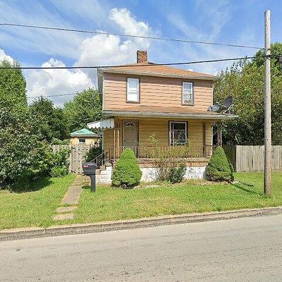 14 Hillview Ave, Latrobe, PA 15650