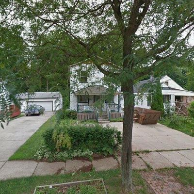 1241 Shepard St, Lansing, MI 48912