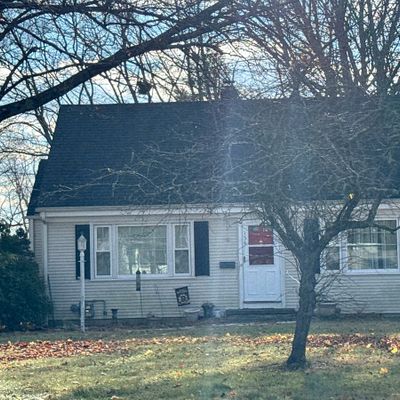 154 Hoxsie Ave, Warwick, RI 02889