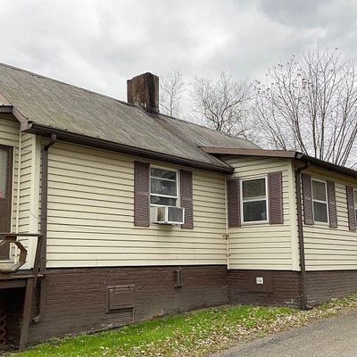 155 Gilmore Rd, Uniontown, PA 15401