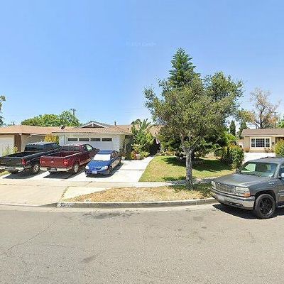 1604 Oak St, Santa Ana, CA 92707