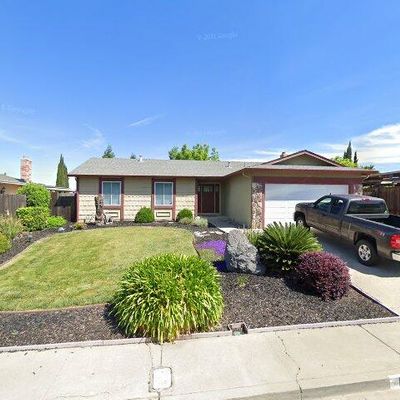 1413 Alpine Dr, Pittsburg, CA 94565