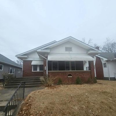 148 S 21 St St, Terre Haute, IN 47803