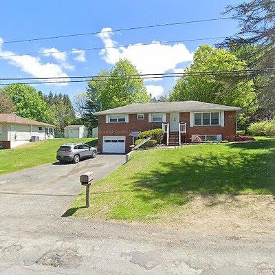 18 Zelenke Dr, Wynantskill, NY 12198