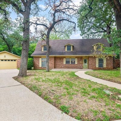 1815 Wellington Ct, Arlington, TX 76013