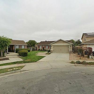 19 Chablis Cir, Salinas, CA 93906