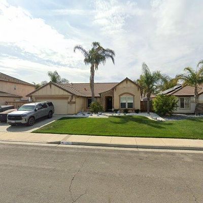 1922 N Zinfandel Dr, Hanford, CA 93230