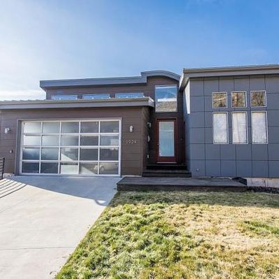 1924 S Broadmoor St, Salt Lake City, UT 84108