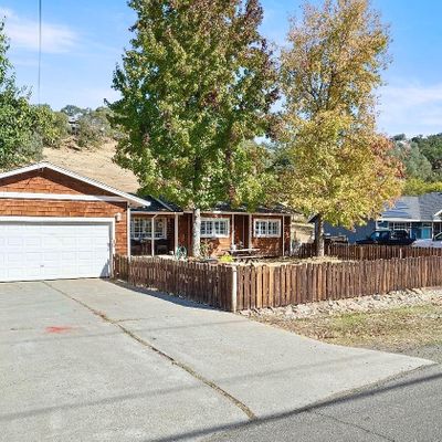 19734 Mountain Mdw N, Hidden Valley Lake, CA 95467