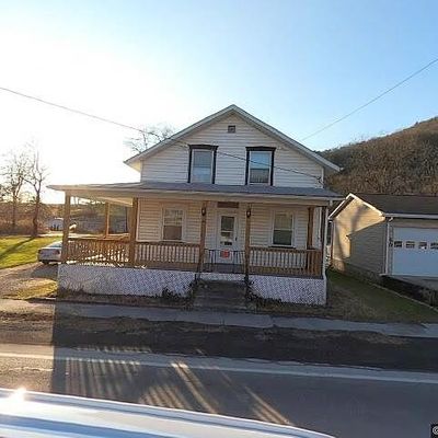 168 North St, Millheim, PA 16854