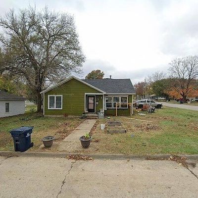 1735 Irving St, Independence, KS 67301