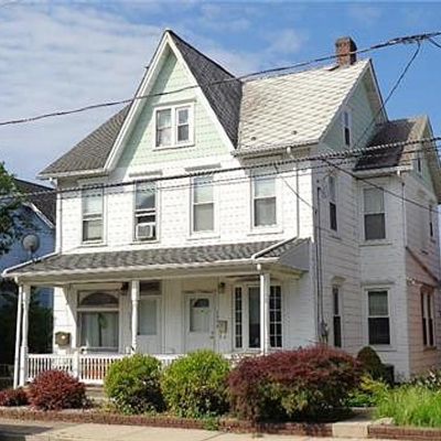 1754 Washington Ave, Northampton, PA 18067