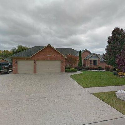 21878 Juricny Dr, Macomb, MI 48042