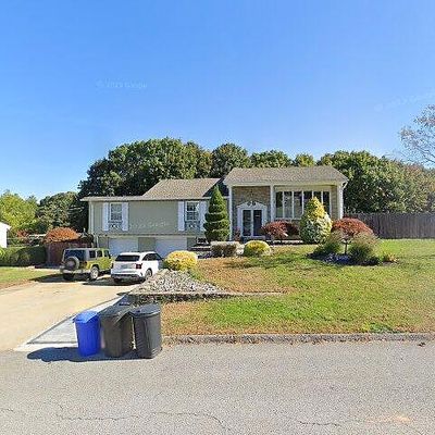 22 Gesmondi Dr, Johnston, RI 02919