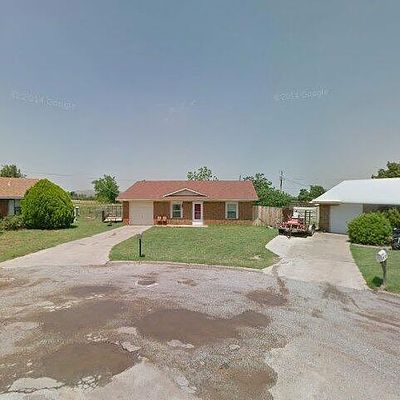 221 N Elk Dr, Cache, OK 73527