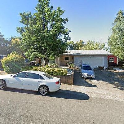 2215 Wilson Ave, Redding, CA 96002