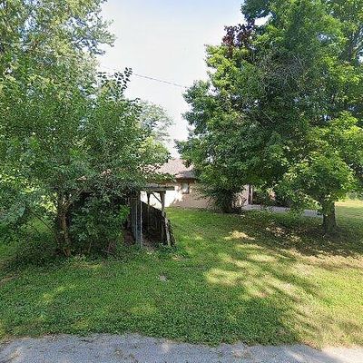 202 Broad St, Waverly, MO 64096