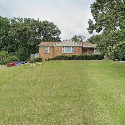 205 N Sycamore Ter, Canton, IL 61520